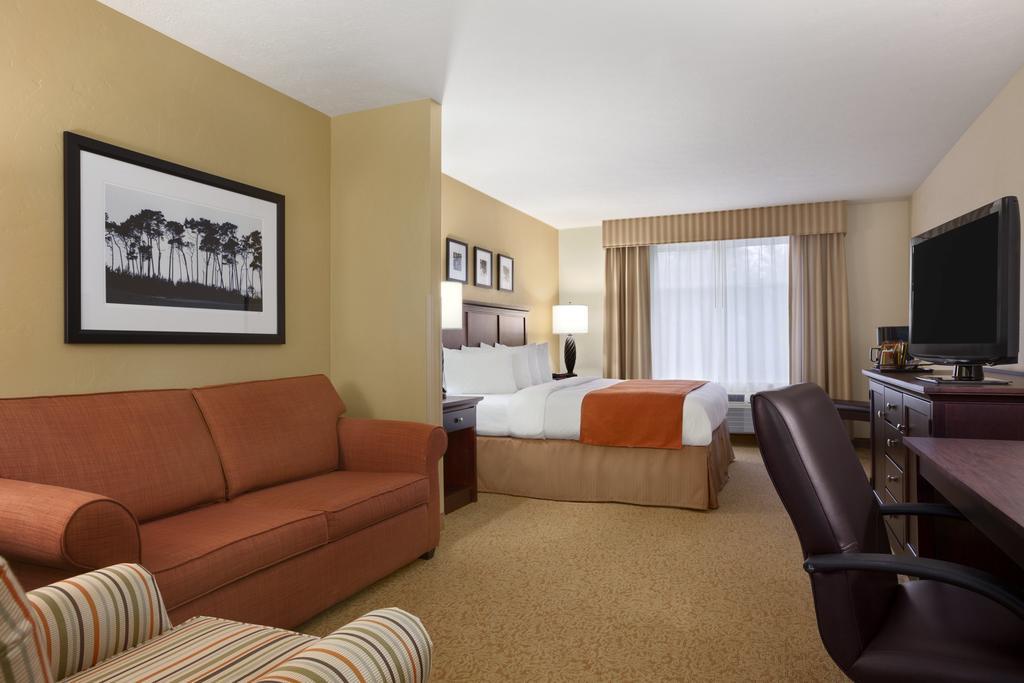 Baymont By Wyndham Sumter Hotel ภายนอก รูปภาพ